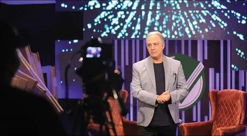 ایرج نوذری: تازه یادشان افتاده است که من هم زنده ام