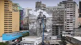 نقاشی دیواری عظیم با خاکستر‌های جنگل آمازون