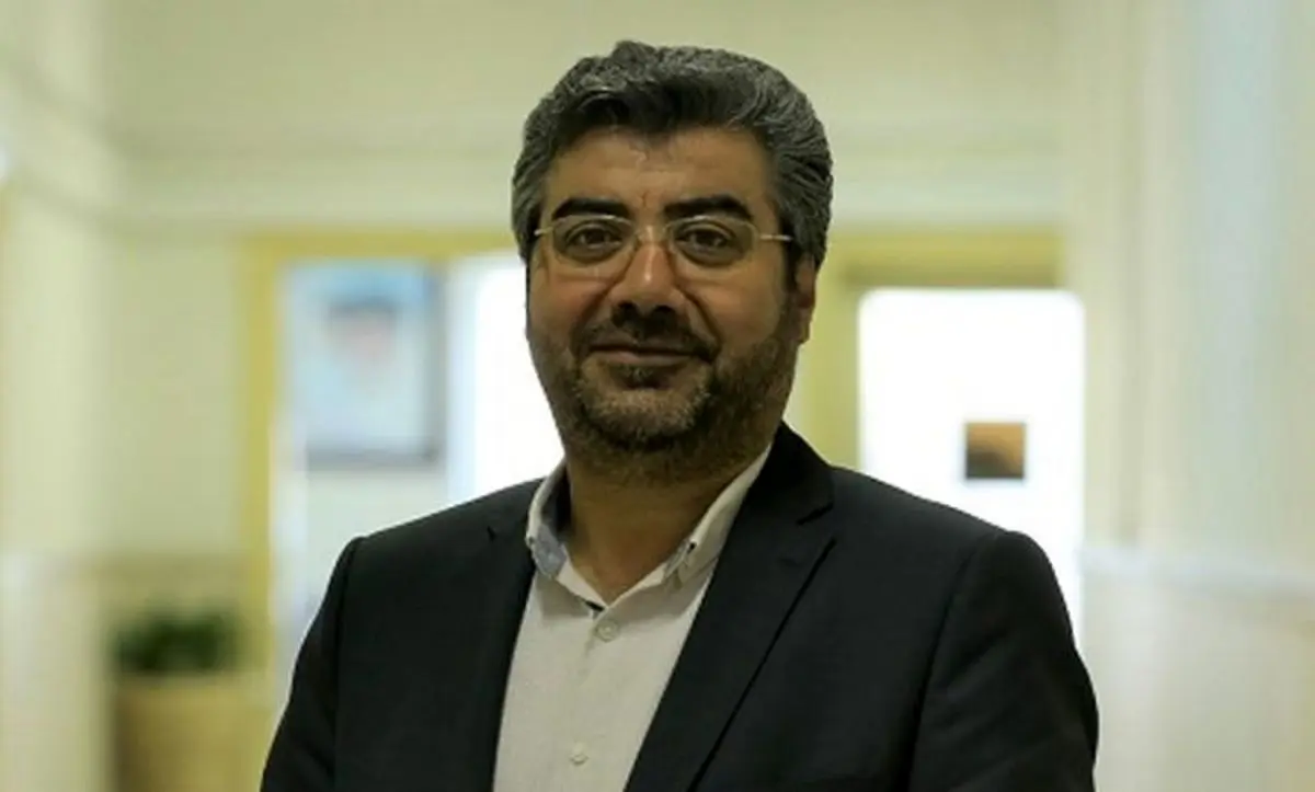 لطف بفرمایید اسامی۵۰ فیلم توقیفی را اعلام کنید
