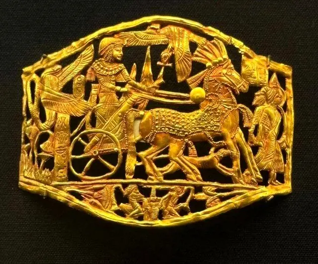 گنجینه فرعون به موزه جدید رسید/عکس