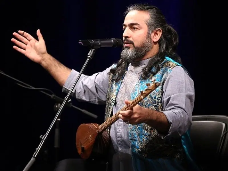 پرواز همای: همه را، شما وطن‌فروش‌ها کشتید 