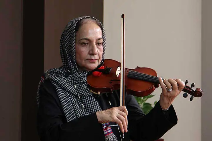 مینو افتاده نوازنده ویولن و کمانچه درگذشت
