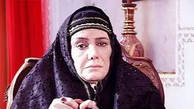 «فخری خوروش و ایرج قادری» در پشت صحنه فیلم بیقرار؛ سال 1352/ عکس
