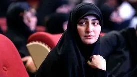 برای زینب سلیمانی، درباره آیفونی که در دستش بود