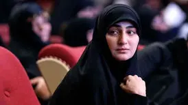 برای زینب سلیمانی، درباره آیفونی که در دستش بود