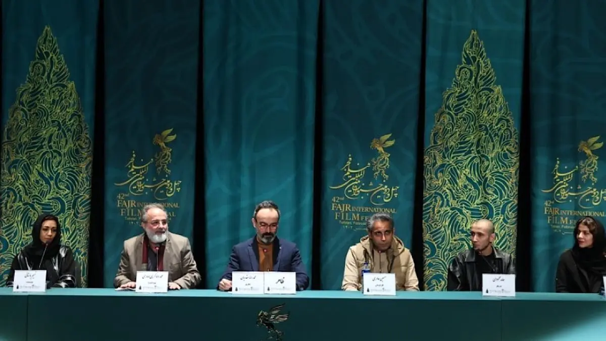 نشست خبری «ظاهر» برگزار شد/ خبرنگار: چطور این فیلم 18+ است ولی محصول کانون پرورش فکری است؟/ ویدئو
