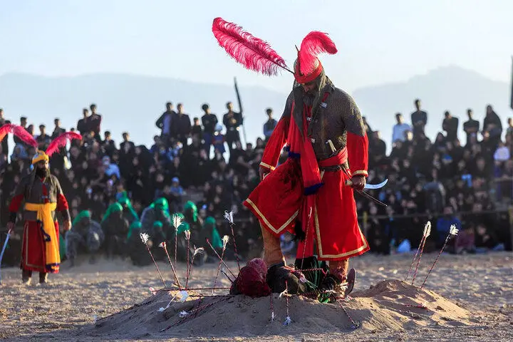 مخاطبان سراسر کشور به تماشای تعزیه آنلاین می‌نشینند
