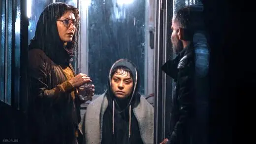 چهره‌ نگران طناز طباطبایی در پوستر «بی رویا»/ عکس