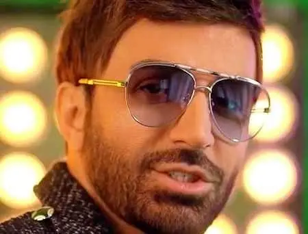 دانلود آهنگ علی لهراسبی زیبا جان