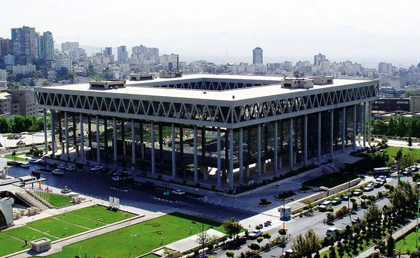 صدا وسیما فقر برنامه‌ساز نه فقر مالی
