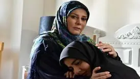 شیوا خسرومهر: رفتار بازیگران تهیه‌کننده‌ها را بیچاره می‌کند/ سحر قریشی و زهرا امیر ابرهیمی را به یادآورید!
