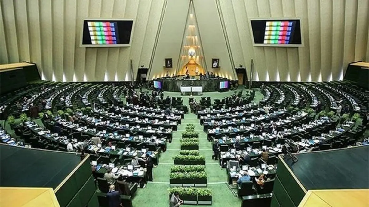 حمله سایبری به مجلس و جلوگیری از ورود خبرنگاران به پارلمان
