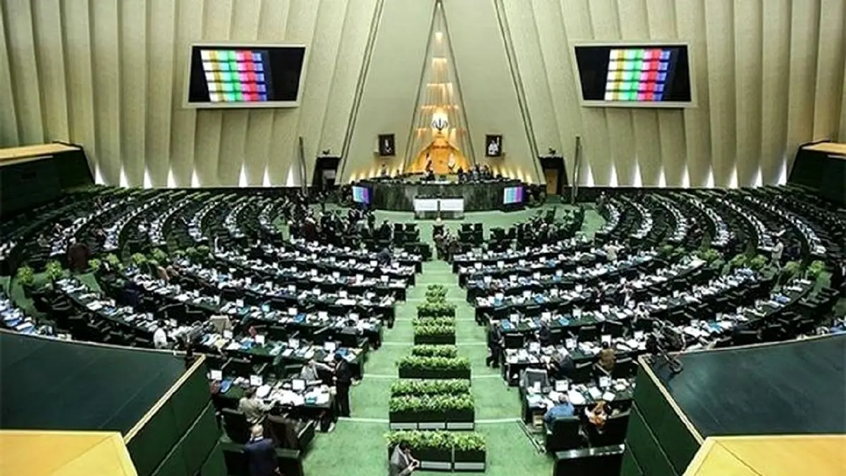 حمله سایبری به مجلس و جلوگیری از ورود خبرنگاران به پارلمان
