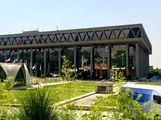 روزنامه جمهوری اسلامی: صداوسیما به سبک دوره قاجار خبررسانی می کند