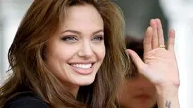 ماجرای هدایای گرانقیمت آنجلینا جولی به همسران سابقش چیست؟
