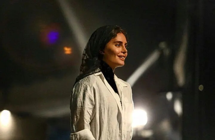 عذرخواهی وزیر ارشاد از الناز شاکردوست
