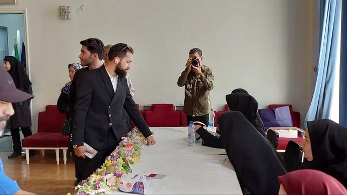 محسن افشانی و قاسم افشار رای دادند