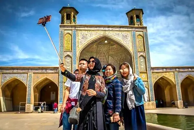 چین و عمان پس از لغو ویزای ایران
