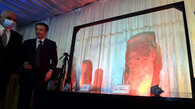 مجسمه‌های ۹ هزار ساله با حکاکی صورت انسان در صحرای اردن سر برآوردند