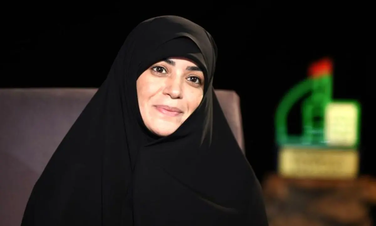 استایل خاص الهام چرخنده در کنفرانس بین المللی
