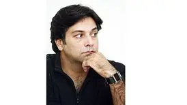 حمیدرضا پگاه مجری یک مسابقه شد