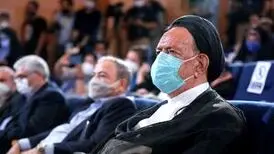 تلاش برای دست بوسی از رئیسی توسط محمود دعایی! + فیلم