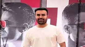 آترین بی‌نیاز درگذشت
