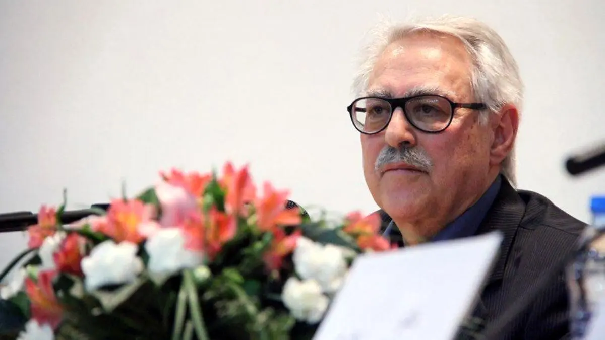 ۶ اپیزود از حیات و اندیشه سید جواد طباطبایی، از خداحافظی با مارکس تا آخرین یادداشت
