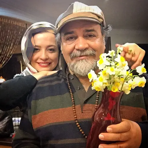 سلبریتی‌های محبوب در آغوش پدر هنرمنداشان