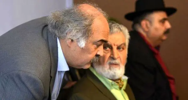 این روزها سینمادار حاکم مطلق سینماست/ مشخص نیست با چه منطقی نزدیک به ۲۰ فیلم بر پرده سینماها است!
