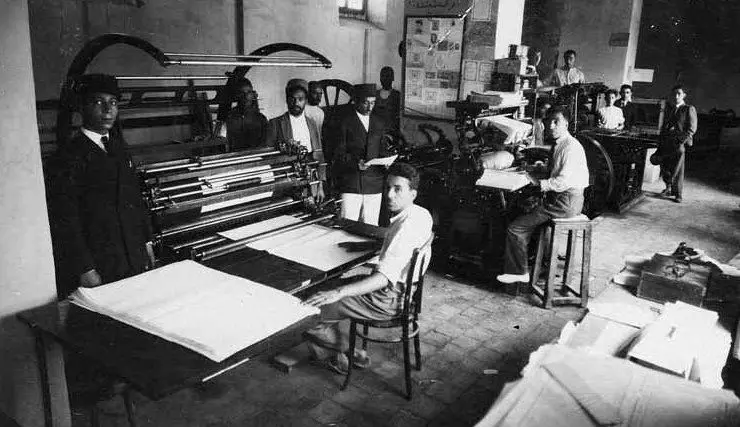 اهالی این روستای کوچک صنعت چاپ تهران را راه اندازی کردند