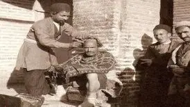 مدل موی قاجاری این شکلی بود
