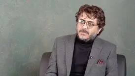 بازیگر «شیش ماهه»: مهران مدیری زیاد از بداهه‌گویی در کارهایش استفاده می‌کند
