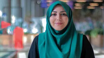  واکنش المیرا شریفی مجری تلویزیون به خبر برکناری معاونت سیاسی صدا و سیما
