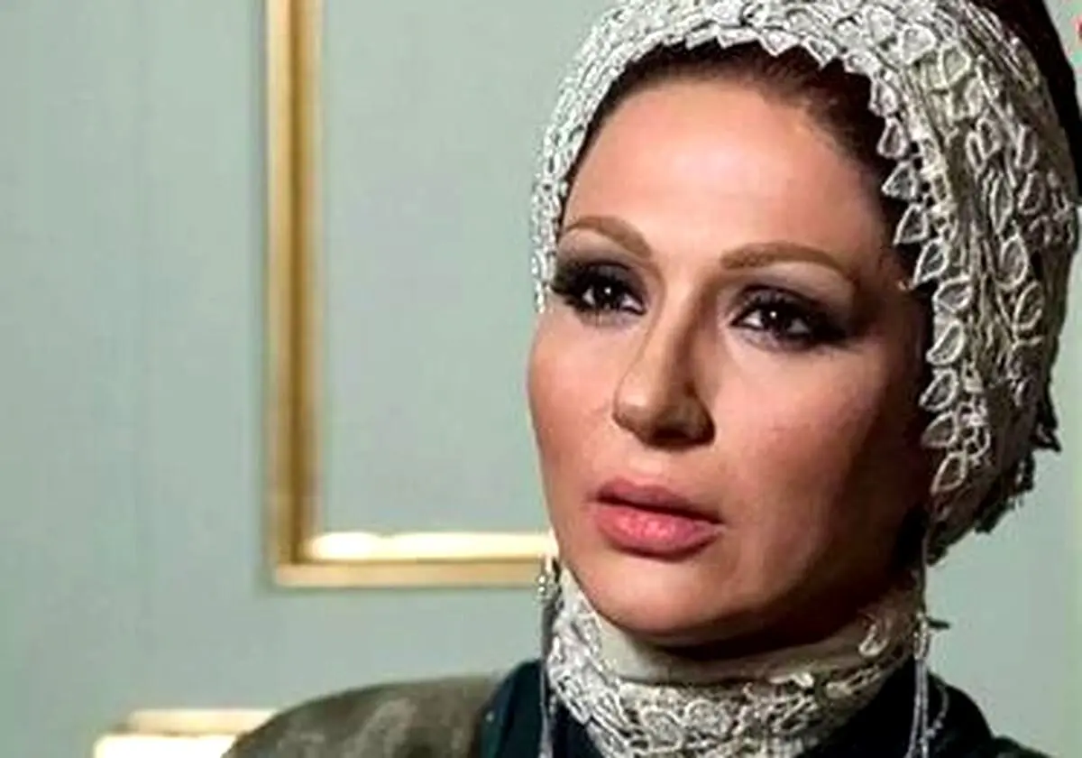 تغییر چهره بهت آور «فرح دیبا» سریال معمای شاه در 47 سالگی
