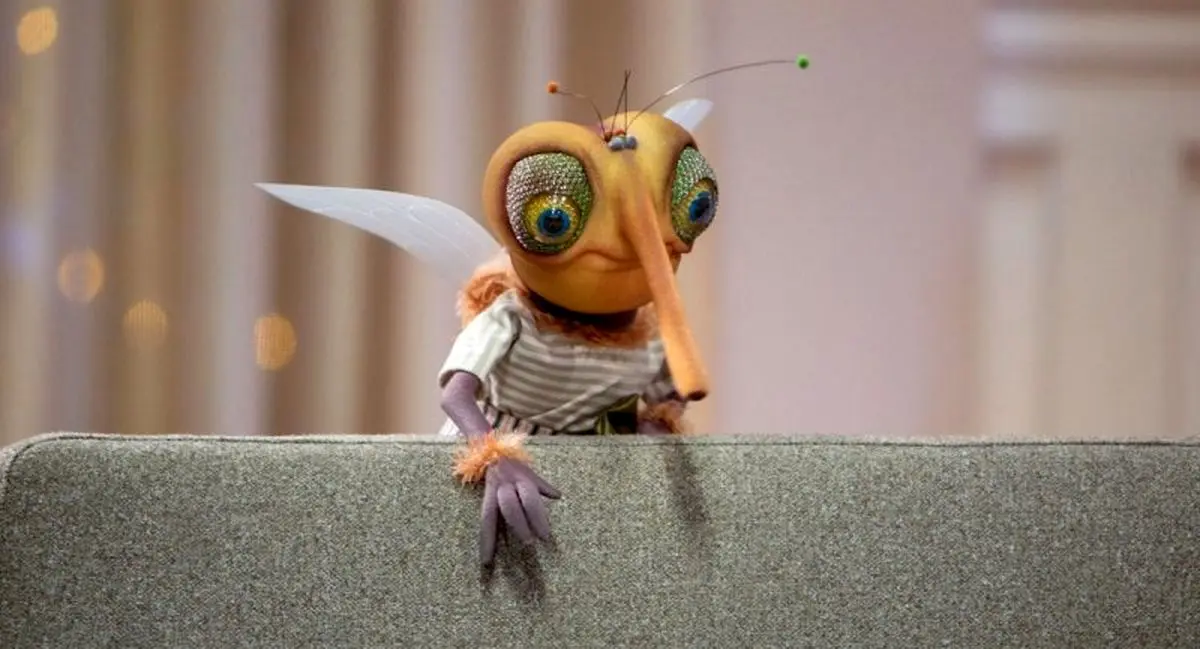 سکانس های بامزه از پشه در مهمونی/ ویدئو