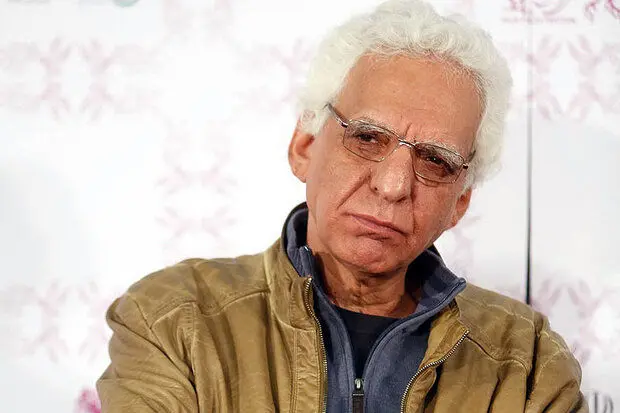 کشف دست نوشته عجیب کنار جسد کیومرث پور احمد
