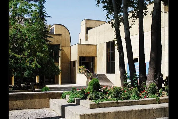 جوابیه «نیاوران» به اعتراض روح‌الله جعفری/ مالک قانونی ارشاد است
