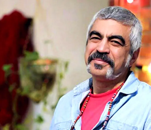سروش صحت یک کمدی پربازیگر می‌سازد
