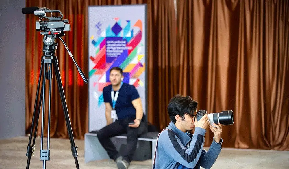 فیلم‌ها آمدند؛ بازیگران نیامدند | کارگردانی که بدون فیلم هم در جشنواره هست
