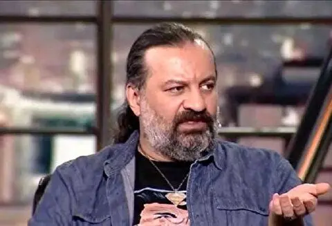 استوری غم انگیز مهراب قاسمخانی درباره منع پرواز داخلی‌اش : به چه قانونی؟ به چه جرمی؟ 
