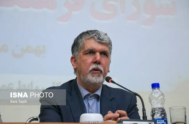 الواح هخامنشی را به تخت‌جمشید برگردانید