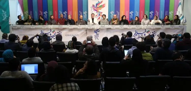 جشنواره فجر٩٧؛ نشست خبری فیلم یلدا/  ‌جدال لفظی علی مصفا و یک خبرنگار