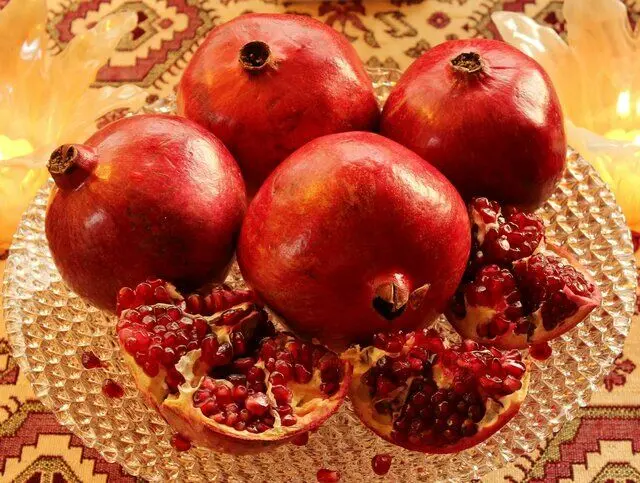 ویژه‌برنامه‌های رادیو در شب یلدا