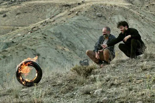 ترکی حرف زدن جواد عزتی در فیلم جدید نیکی کریمی