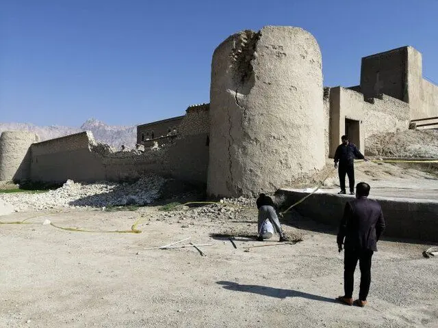 وضعیت بناهای تاریخی استان بوشهر پس از زلزله بامداد امروز+تصاویر