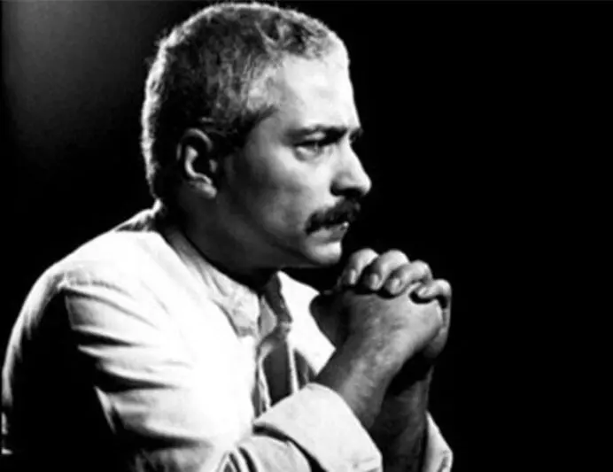 ناشنیده‌هایی از زندگی فرهاد مهراد