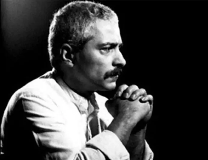 ناشنیده‌هایی از زندگی فرهاد مهراد