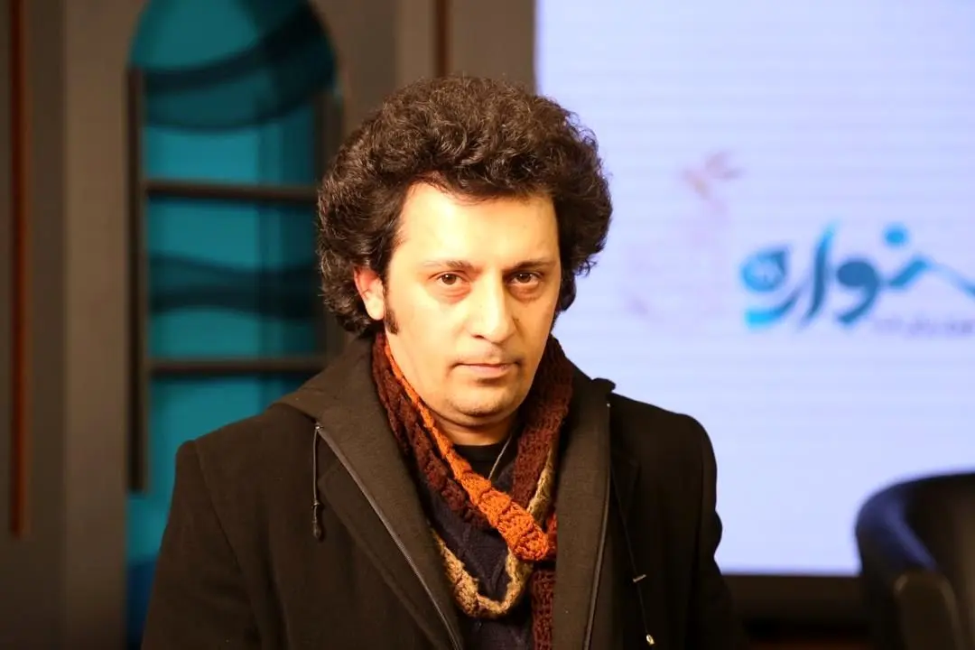 کارگردان مستند خط باریک قرمز: مانند پدری هستم که هر روز با او تماس می‌گیرند تا از فرزند بزهکارش خبری به او دهند