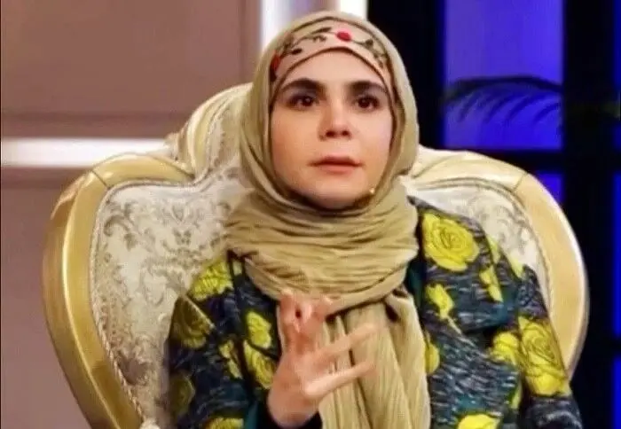 فاطمه امینی مجری مشهور شبکه کودک: ما از ساعت 3 ظهر در جریان حمله اسرائیل به ساختمان صداوسیما بودیم/ شاید کار اشتباهی کردیم که برنامه را ادامه دادیم!